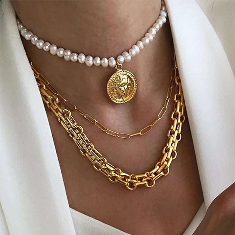 Vintage Turquoises Stone Pendant Necklace Bohemia Jewelry Statement Water Drop Metal Pendant Women's Necklace