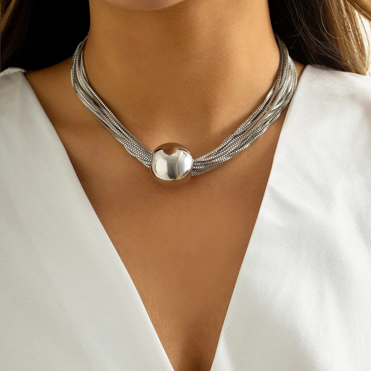 Trendy Gothic Twist Thin Chain Necklace for Women's Vintage Metal Multilayer Ball Pendant Necklace Clavicle Fashion Neck Jewelry