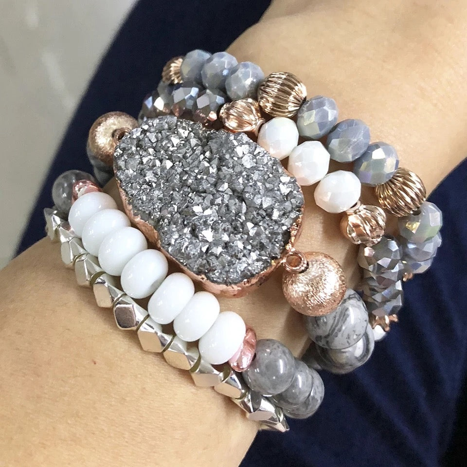 Boho-Chic natural Druzy Stone Bracelet Set