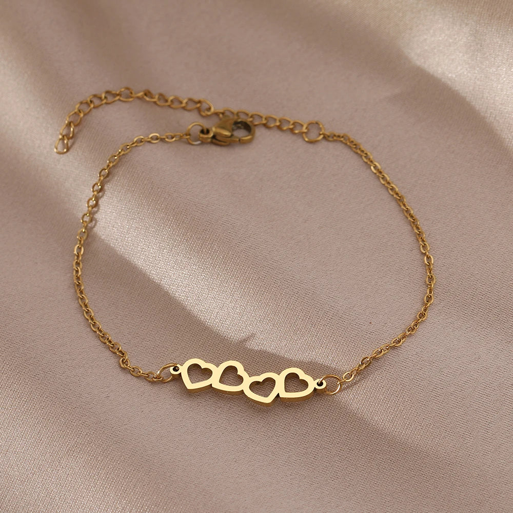 Stainless Steel Bracelets Classic Sweet Hollow Heart Fashion Chain Charm Bracelet For Women Jewelry Party Friends Best Gifts