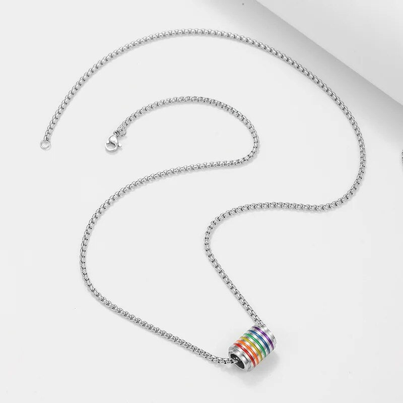 2022 Fashion Rainbow Stainless Steel Pendant Necklace for Men Circle Plate Gay Pride Necklace LGBT Couple Unisex Jewelry Gifts
