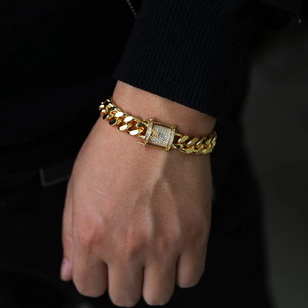 61cmGold Wide Cuban Link with matching bracelet  sett with matching bracelet Chainn with Micro Cz Pave Clasp with matching bracelet Set